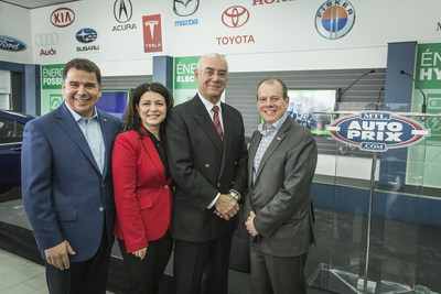 Richard Martin, co-owner of Montréal Auto Prix, Filomena Rotiroti, deputy of Jeanne-Mance - Viger, Jacques Daoust, Minister of Transport, Sustainable Mobility and Transport Electrification, Sylvain Lamoureux, co-owner of Montréal Auto Prix. (CNW Group/Montréal Auto Prix)