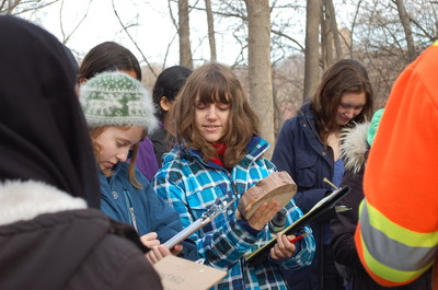 Throughout the month of April, high school students across Ontario will participate in the 2016 Ontario Envirothon regional competitions. The Ontario Envirothon inspires high school students across the province to learn about natural ecosystems and to foster a healthier environment through their actions. (CNW Group/Forests Ontario)