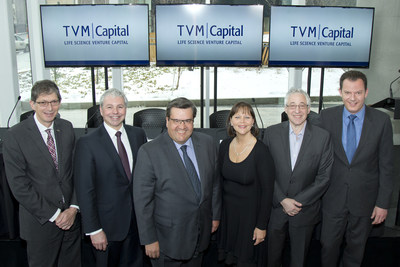 Left to right: Gaétan Morin, President and CEO, Fonds de solidarité FTQ; Luc Marengere, Managing Partner, TVM Capital; L'’honorable Denis Coderre, maire de Montréal; Caroline Fortier, CEO, Esperas Pharma Inc.; Dr. Gerald Batist, Scientific Director, Q-CROC; Vincent Poitout, Scientific Director, CRCHUM (CNW Group/Esperas Pharma inc.)