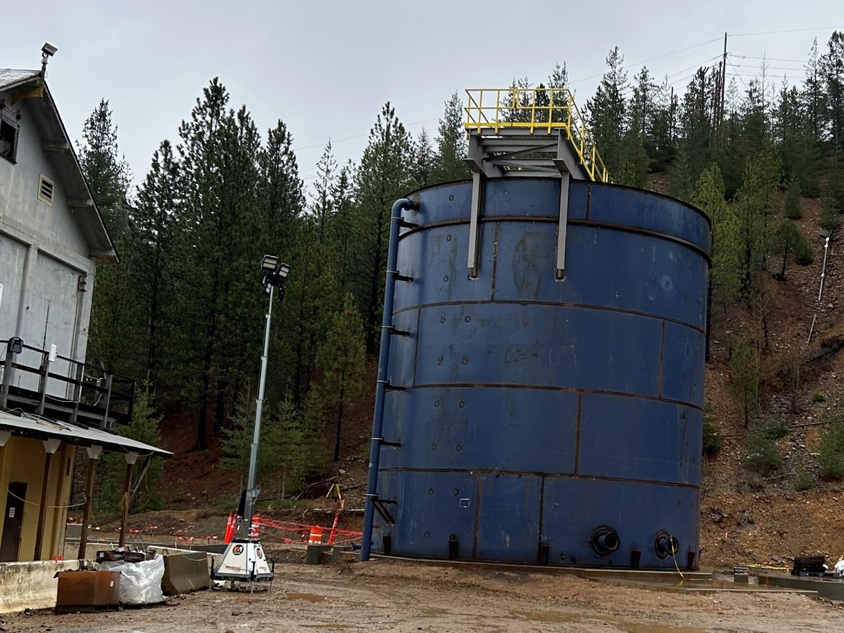 Completed main filtration tank on site of the tailings filter press in Kellogg yard